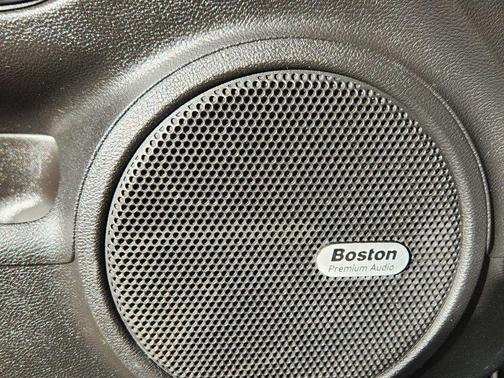 2015 Chevrolet Camaro 2LT