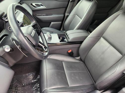 2025 Land Rover Range Rover Velar P250 SE R-Dynamic