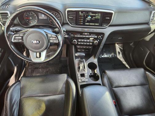 2020 Kia Sportage EX