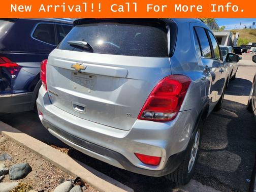 Silver Ice Metallic 2019 Chevrolet Trax LT