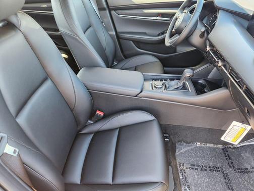 2026 Mazda Mazda3 FWD w/Preferred Package