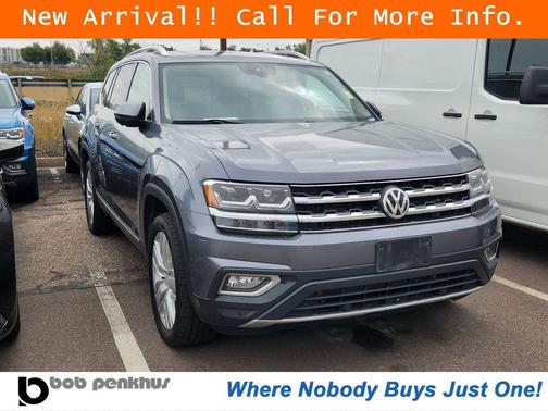 Platinum Gray Metallic 2018 Volkswagen Atlas 3.6L SEL Premium