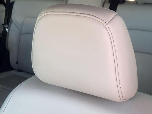 Obsidian Green Pearl 2023 Nissan Pathfinder SL 4WD
