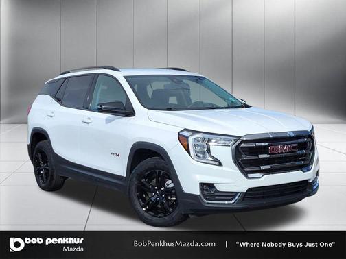 Summit White 2023 GMC Terrain AWD AT4
