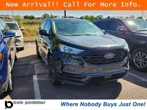 Agate Black Metallic 2024 Ford Edge SE