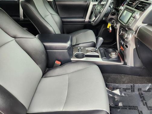 Barcelona Red Metallic 2018 Toyota 4Runner SR5 Premium