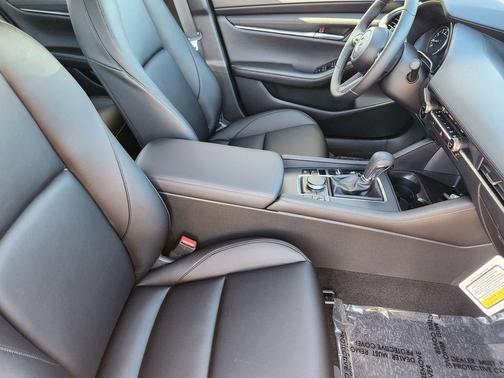 2026 Mazda Mazda3 FWD w/Preferred Package