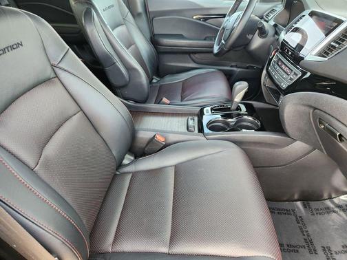 Crystal Black Pearl 2019 Honda Ridgeline Black