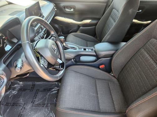 Crystal Black Pearl 2023 Honda HR-V AWD Sport