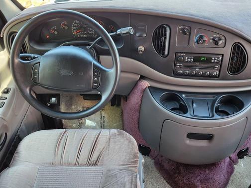 Oxford White Clearcoat 1998 Ford E250 Base