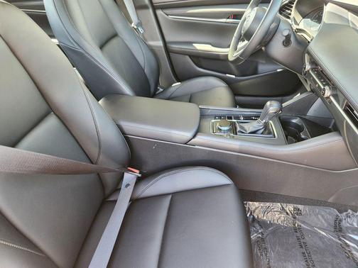 Platinum Quartz Metallic 2026 Mazda Mazda3 FWD w/Preferred Package
