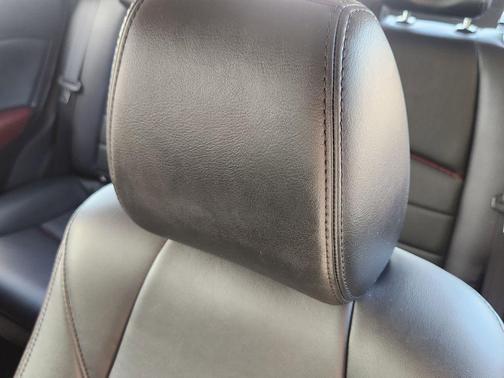 Crystal White Pearl Mica 2017 Mazda CX-3 Touring