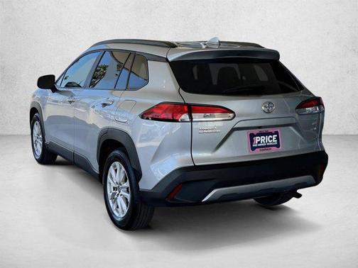 Sonic Silver 2024 Toyota Corolla Cross LE