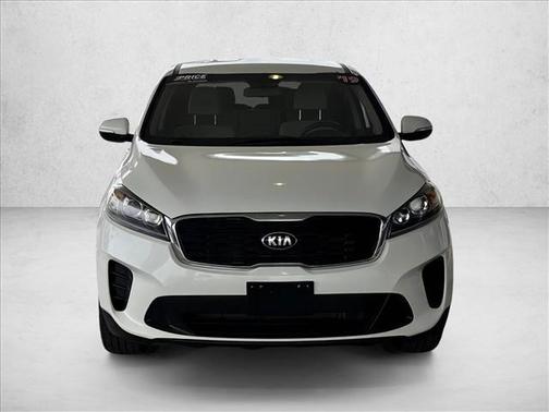 Snow White Pearl 2019 Kia Sorento LX
