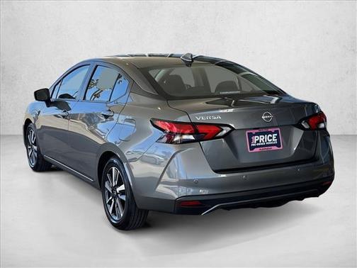 Gun Metallic 2025 Nissan Versa 1.6 SV