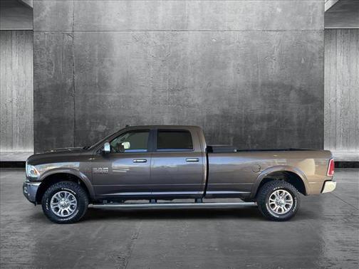 2018 RAM 3500 Laramie Crew Cab 4x4 8' Box
