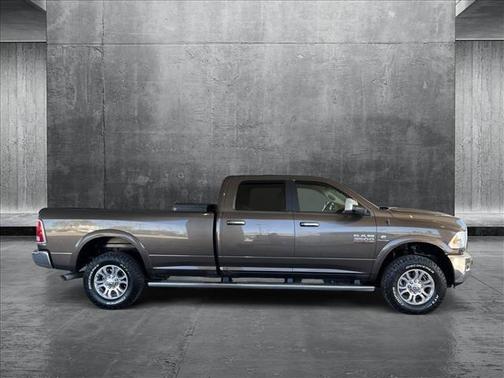 2018 RAM 3500 Laramie Crew Cab 4x4 8' Box