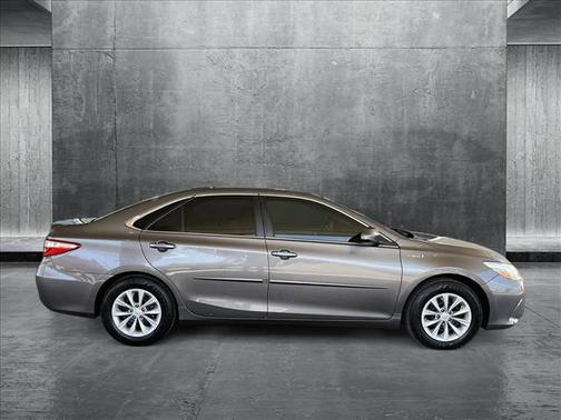 2017 Toyota Camry Hybrid LE