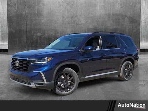 2025 Honda Pilot Touring 8-Passenger