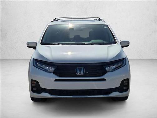Platinum White Pearl 2026 Honda Odyssey Touring