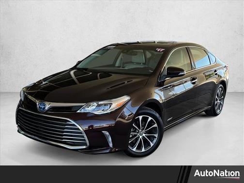 2017 Toyota Avalon Hybrid XLE Premium