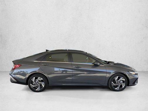 Ecotronic Gray 2025 Hyundai ELANTRA SEL