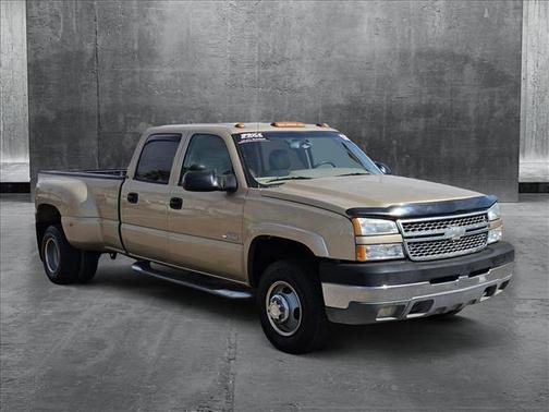 2005 Chevrolet Silverado 3500 LT Crew Cab