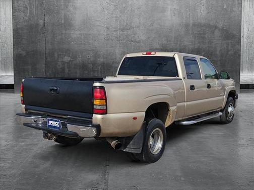 2005 Chevrolet Silverado 3500 LT Crew Cab