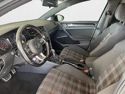 2016 Volkswagen Golf GTI 2.0T S 4-Door