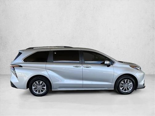 Celestial Silver Metallic 2024 Toyota Sienna LE