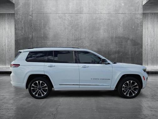 2022 Jeep Grand Cherokee L Overland