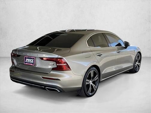 2019 Volvo S60 Hybrid T5