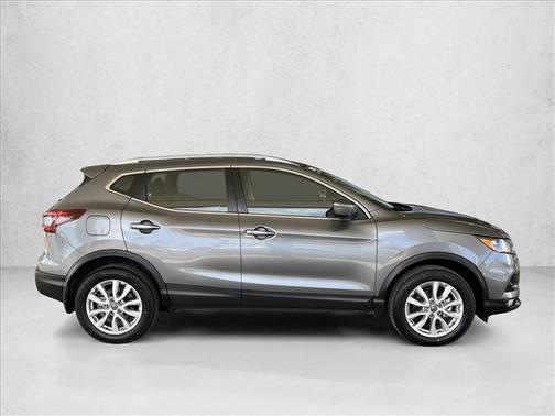 Gun Metallic 2021 Nissan Rogue Sport SV