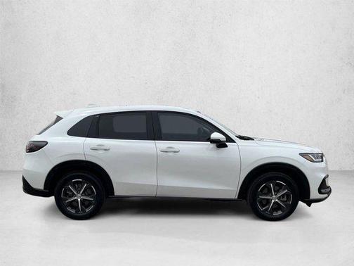 Platinum White Pearl 2024 Honda HR-V EX-L
