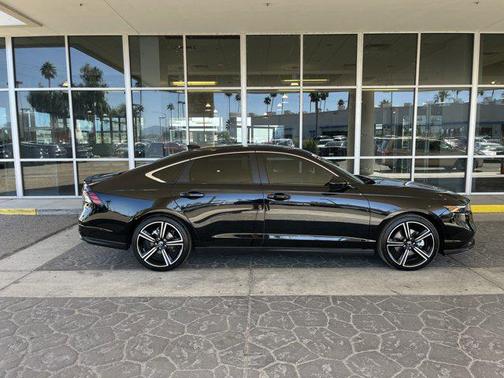 2025 Honda Accord Hybrid Base