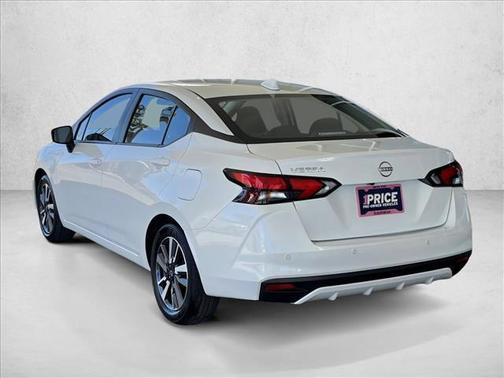 Aspen White Tricoat 2025 Nissan Versa 1.6 SV