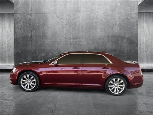2018 Chrysler 300 Touring