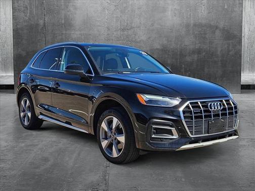2023 Audi Q5 40 Premium Plus