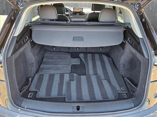 2023 Audi Q5 40 Premium Plus