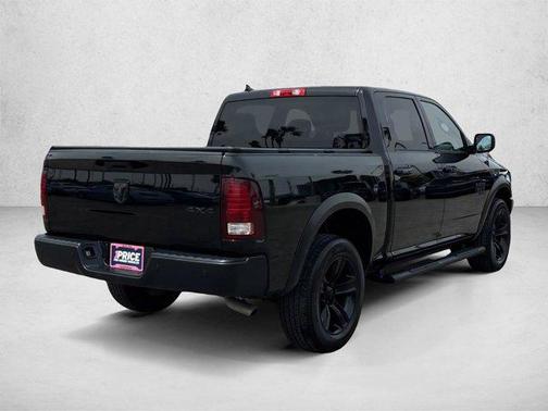Diamond Black Crystal Pearlcoat 2022 RAM 1500 Classic Warlock Crew Cab 4x4 5'7' Box