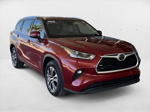 2021 Toyota Highlander XLE