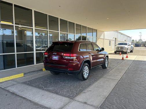 2021 Jeep Grand Cherokee Laredo