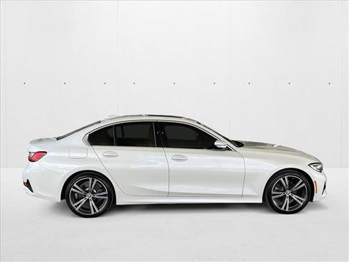 2020 BMW 330 330i