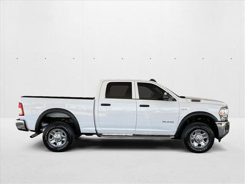 2021 RAM 2500 Tradesman Crew Cab 4x4 6'4' Box
