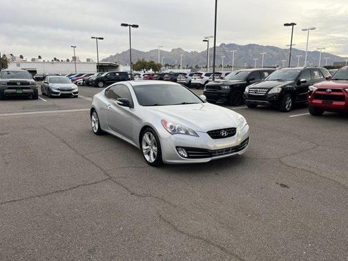 2010 Hyundai Genesis Coupe 3.8 Grand Touring
