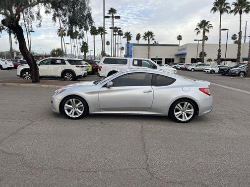 2010 Hyundai Genesis Coupe 3.8 Grand Touring