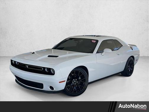 2015 Dodge Challenger SXT