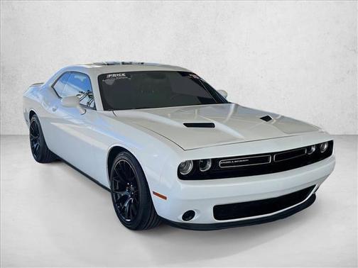2015 Dodge Challenger SXT