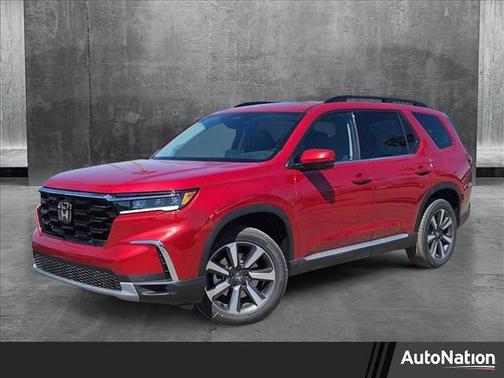 2025 Honda Pilot Touring 8-Passenger