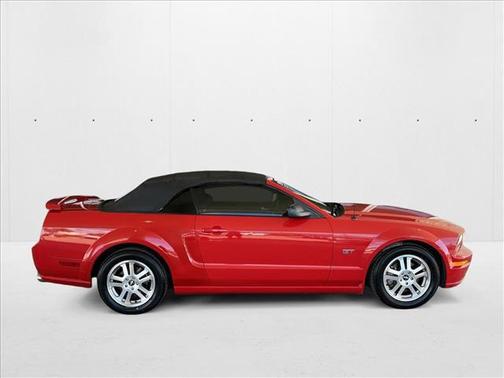 2005 Ford Mustang GT